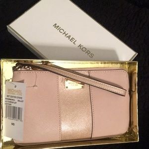 Michael Kors Leather Wristlet